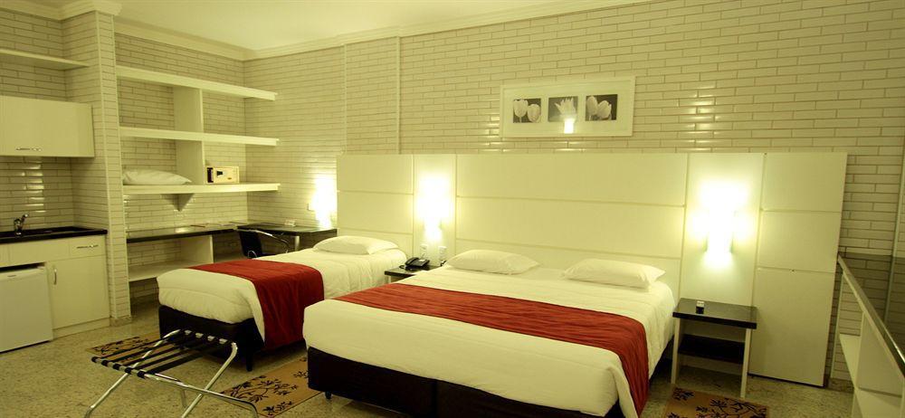 Hotel Confiance Soho Batel Curitiba Luaran gambar