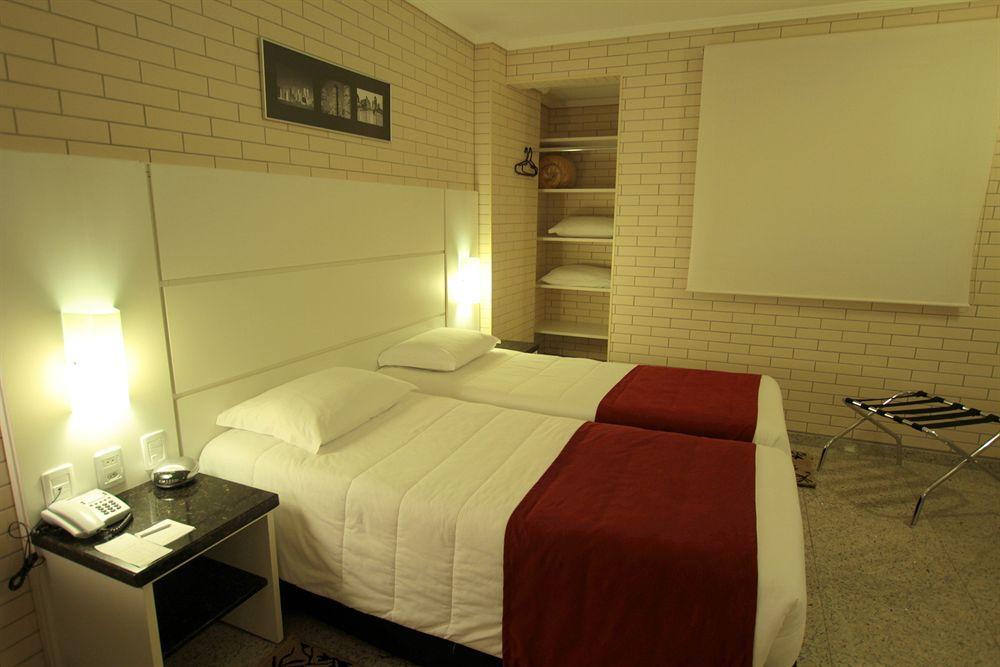 Hotel Confiance Soho Batel Curitiba Luaran gambar