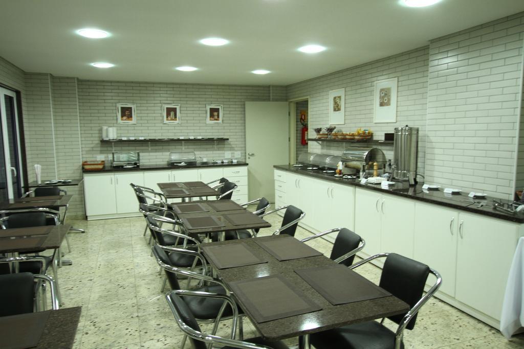 Hotel Confiance Soho Batel Curitiba Luaran gambar