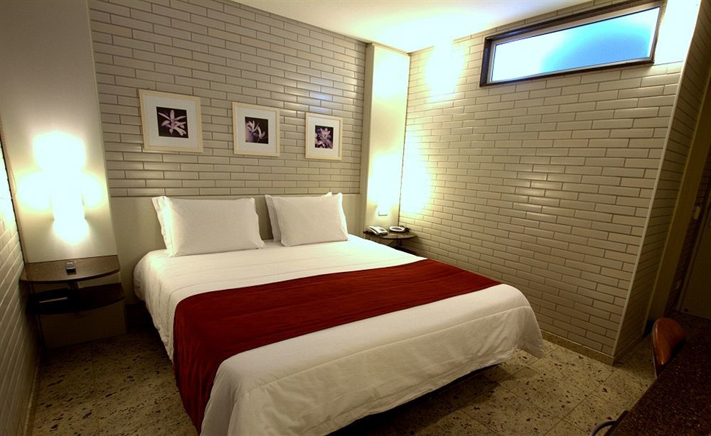 Hotel Confiance Soho Batel Curitiba Luaran gambar