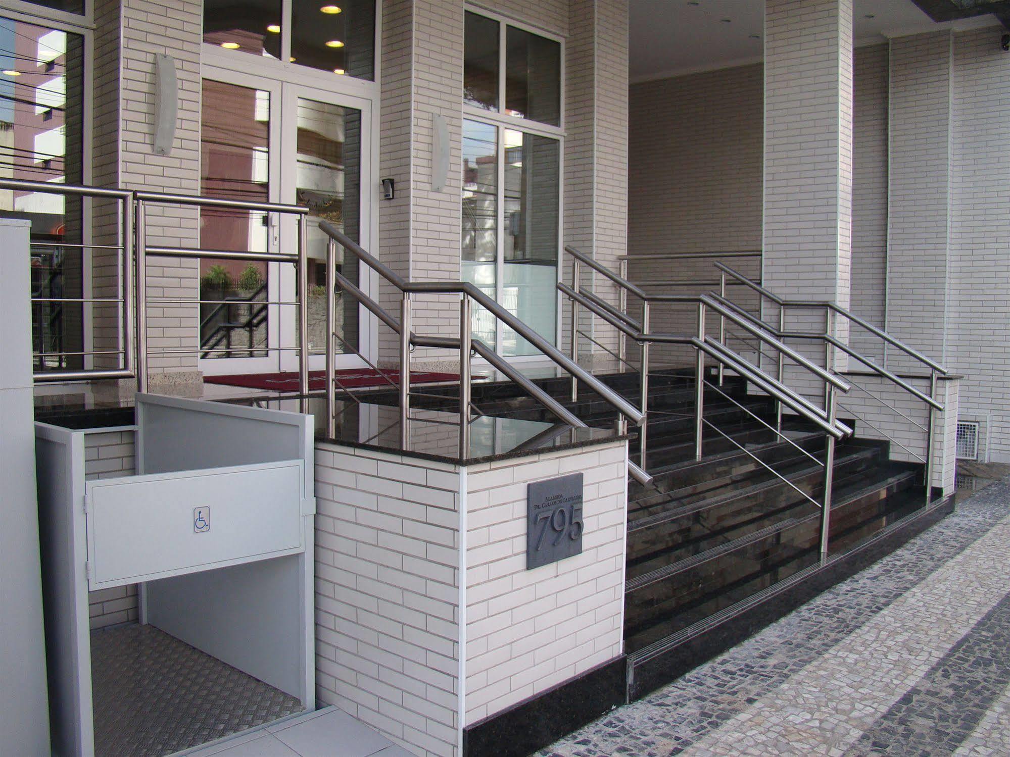 Hotel Confiance Soho Batel Curitiba Luaran gambar